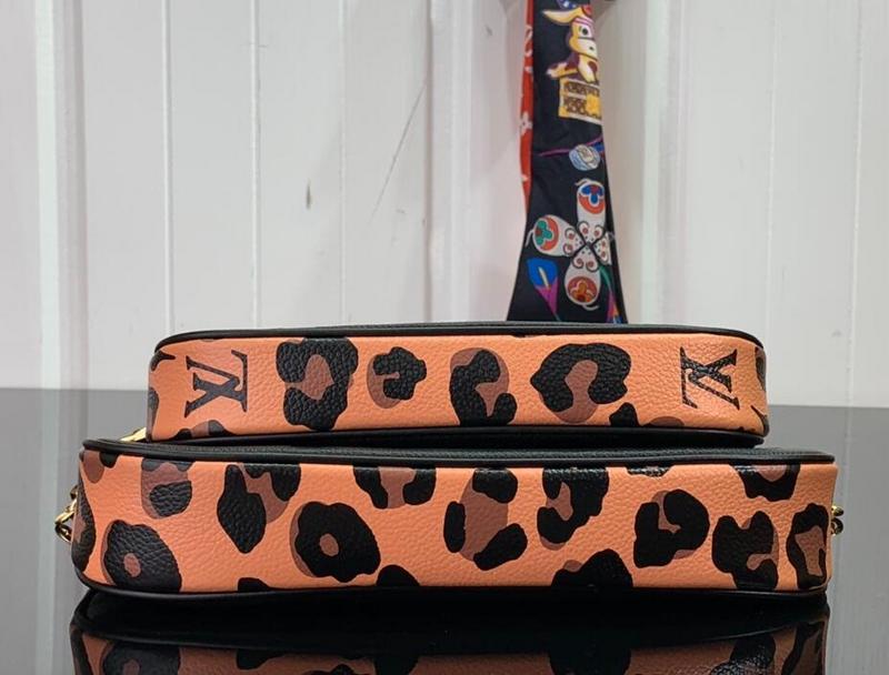 SAMC - LOV Bags - 2329