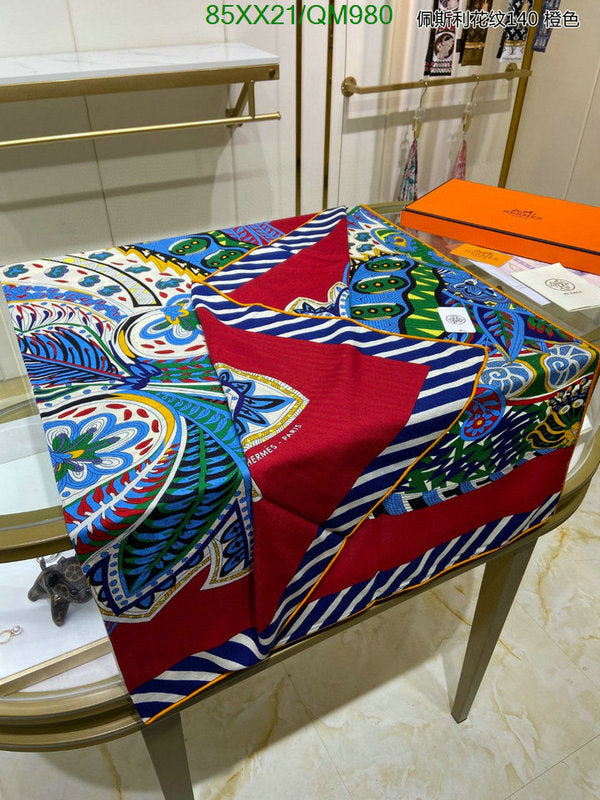 SAMC - HMS Scarves - 550