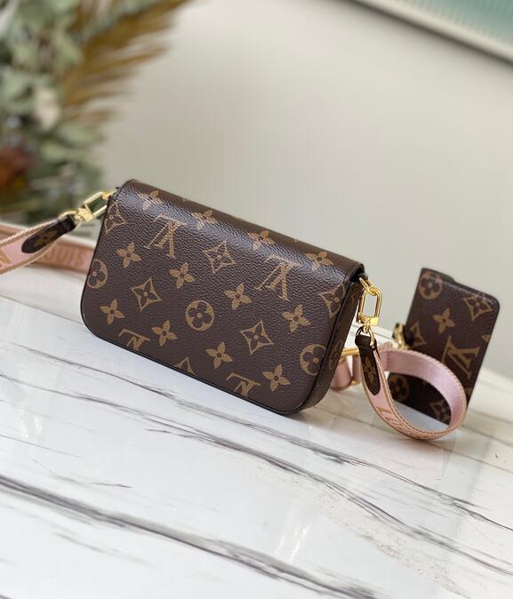 SAMC - LOV Bags - 2489