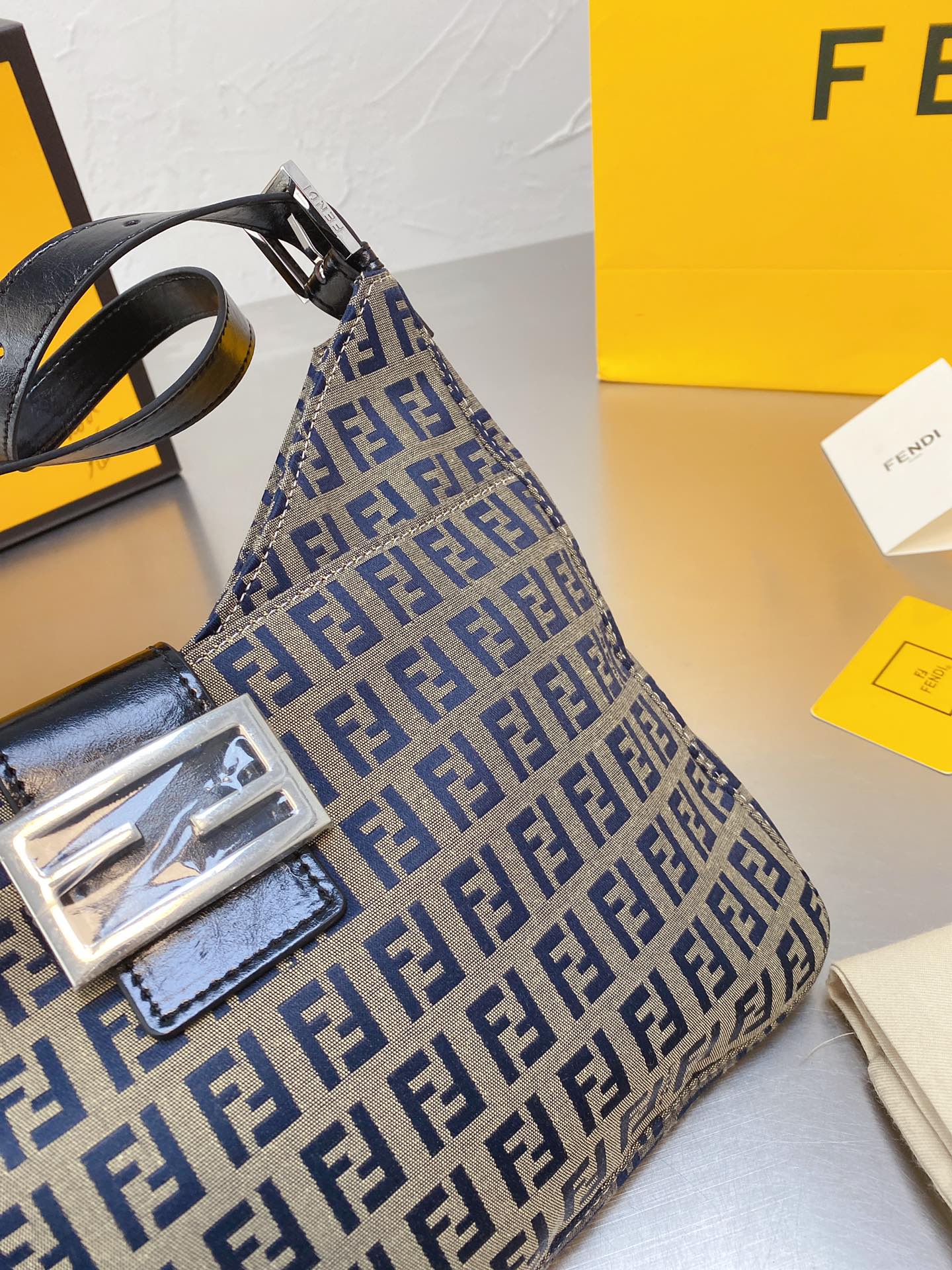 EN - New Arrival Bags FEI 231