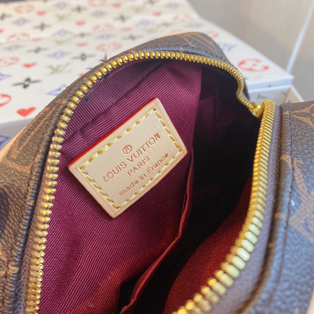 EN - New Arrival Bags LUV 083