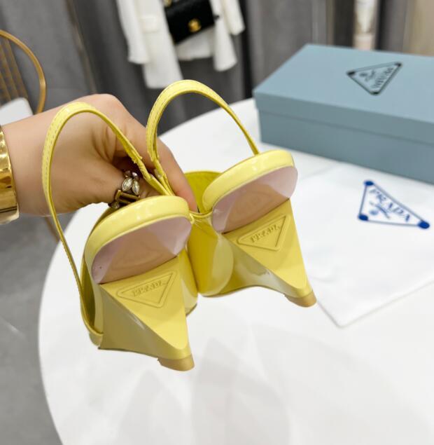 GlamyWomen Shoes - 513