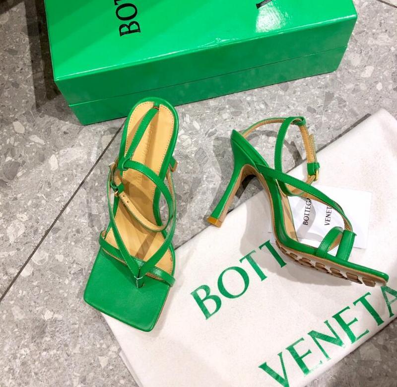 SAMC - BO Women Shoes - 220