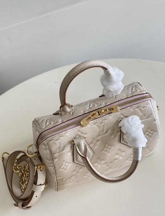 SAMC - LOV Bags - 1650