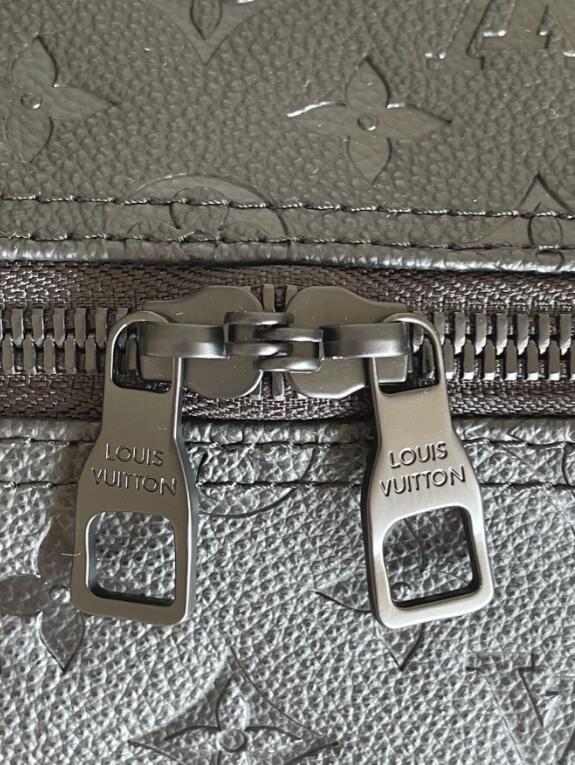 SAMC - LOV Bags - 2074