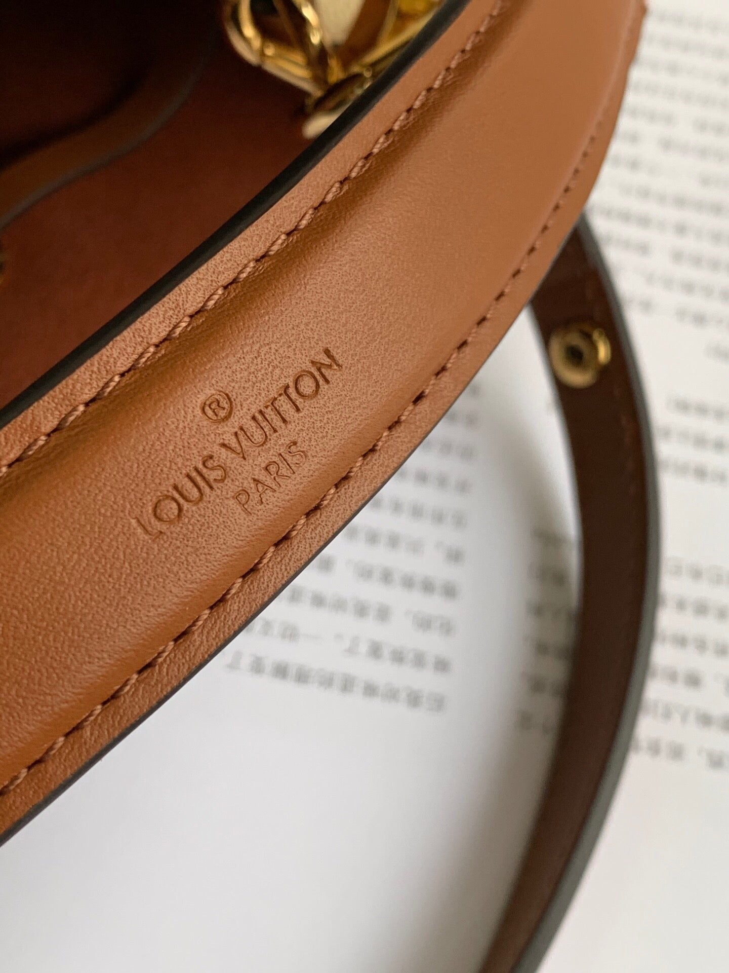 LV NeoNoe MM Bucket Bag Monogram Empreinte Creme For Women, WomenÃ¢â‚¬â„¢s Bags, Shoulder Bags 10.2in/26cm LV M45307