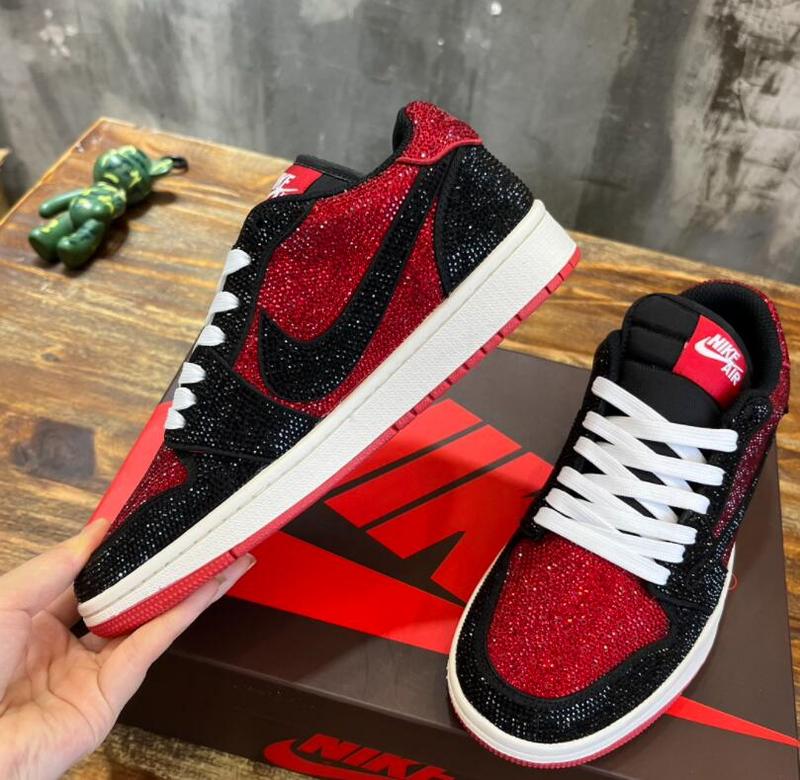 SAMC - NKE Shoes - 428