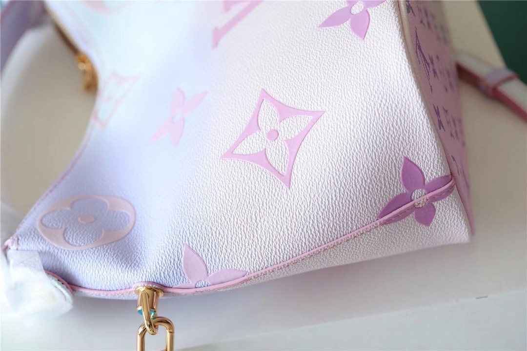 LV MarsGLAMIallow PM Hobo Bag In Monogram Canvas For Women 24cm/9.4 Inches Sunrise Pastel LV M46080