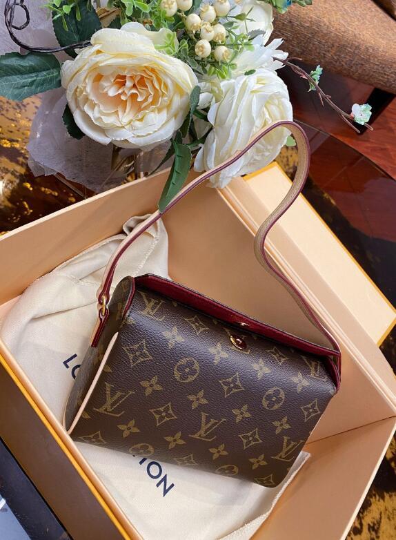 SAMC - LOV Bags - 1603
