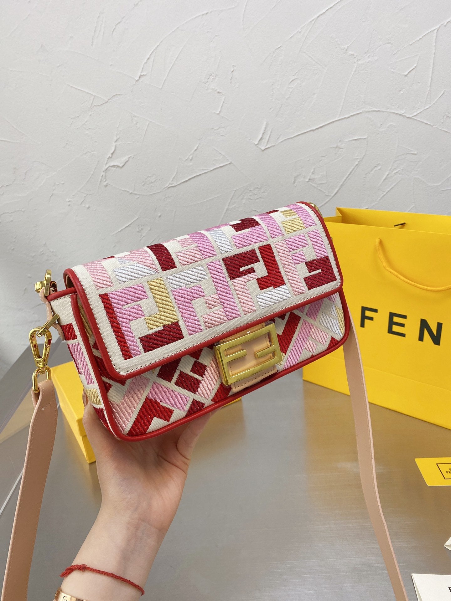 EN - NEW Arrival Bags FEI 119
