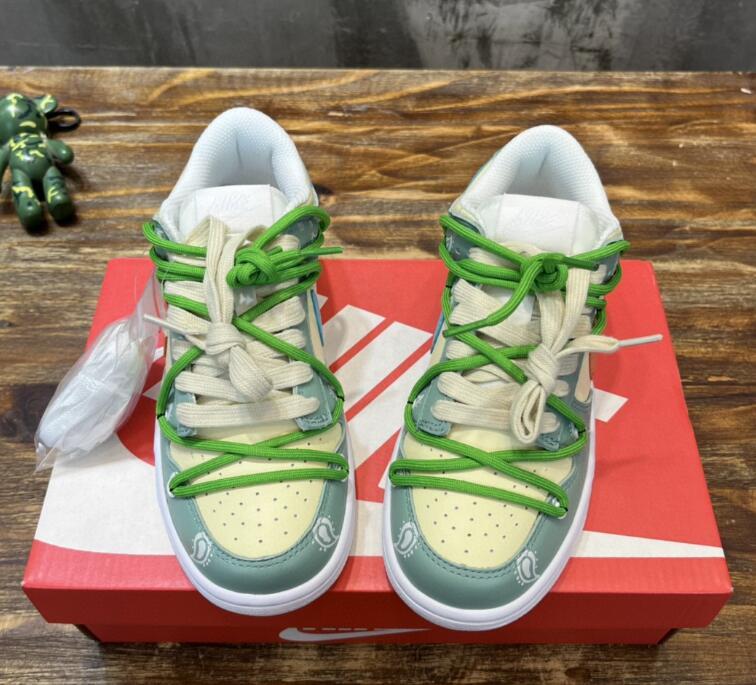 SAMC - NKE Shoes - 932