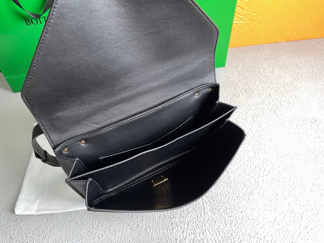 GLAMI Mount Black, For Women, WomenÃ¢â‚¬â„¢s Bags 10.6in/27cm 667398V12M08425
