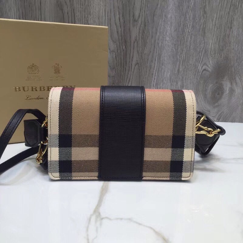 GLAMI The Small Buckle Bag In House Check Black For Women, Bags 7.5in/19cm