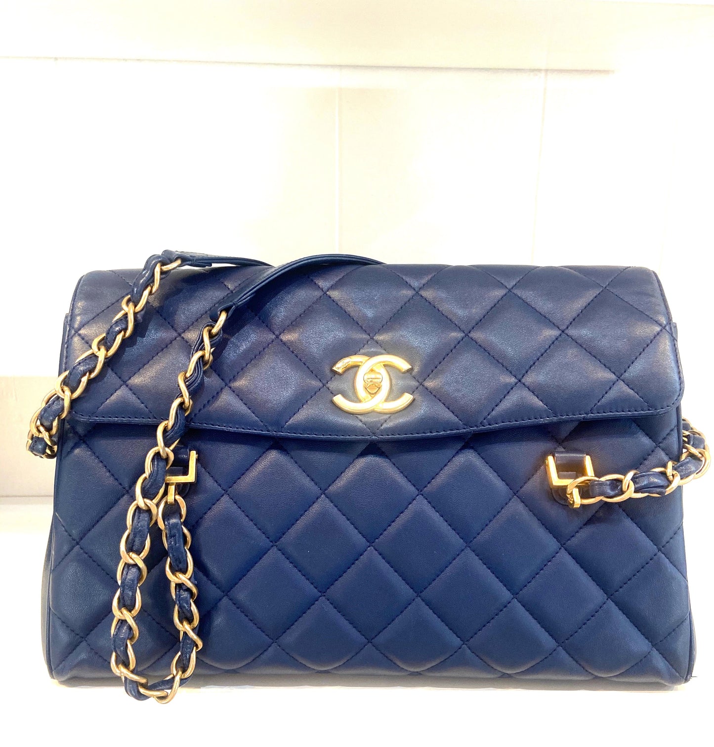 CHANEL QUILTED LAMBSKIN MISIA CAMERA FLAP BAG-HS