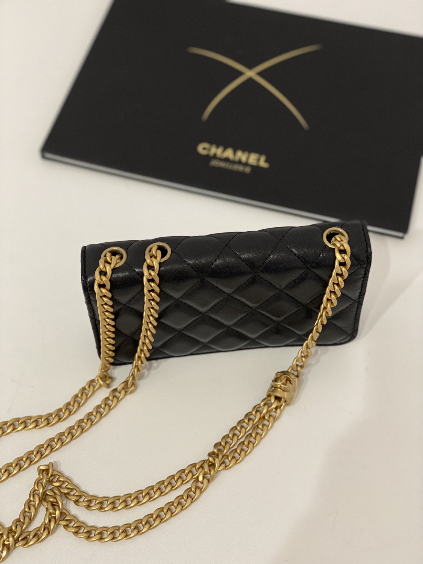 CHLWallet With Strap Black For Women, Women’s Bags 6.7in/17cm