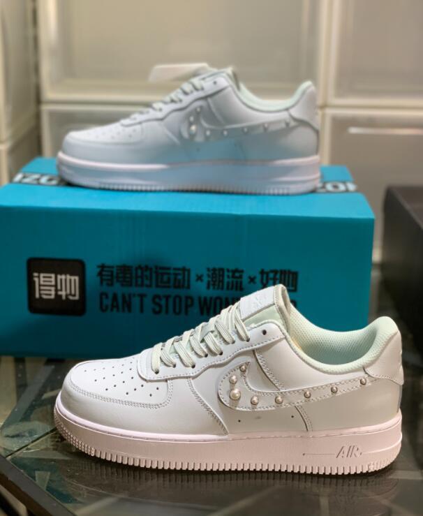 SAMC - NKE Shoes - 709