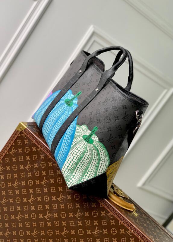 SAMC - LOV Bags - 1232