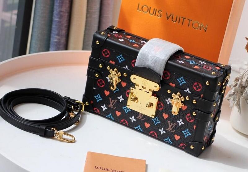 SAMC - LOV Bags - 2665