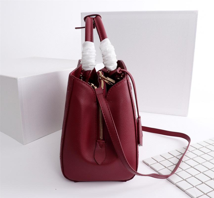 EN - New Arrival Bags LUV 040