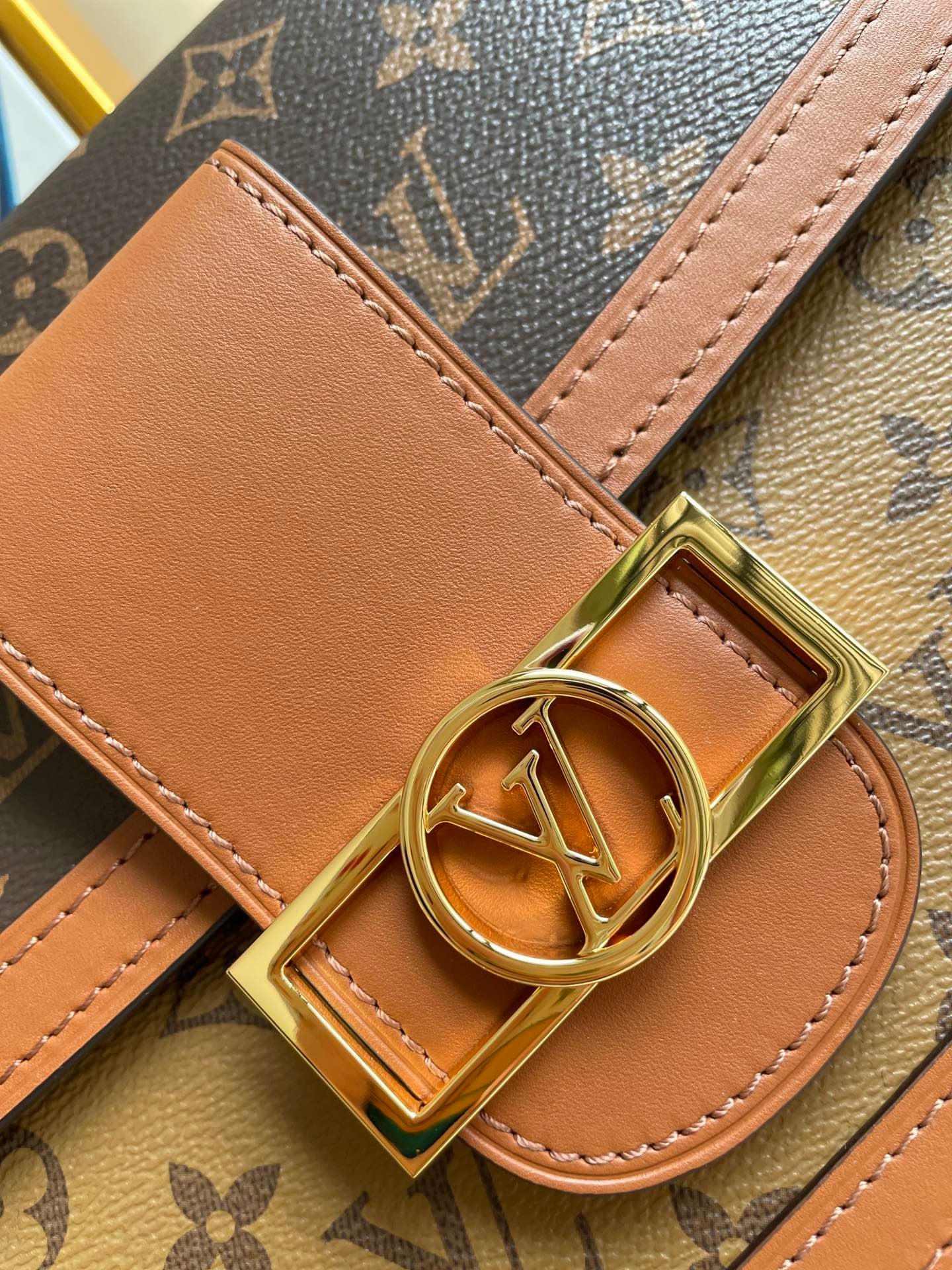 LV Dauphine MM Monogram And Monogram Reverse Canvas By Nicolas GhesquiÃƒÂ¨re For The Cruise Collection,  Shoulder Bags 25cm LV M45958
