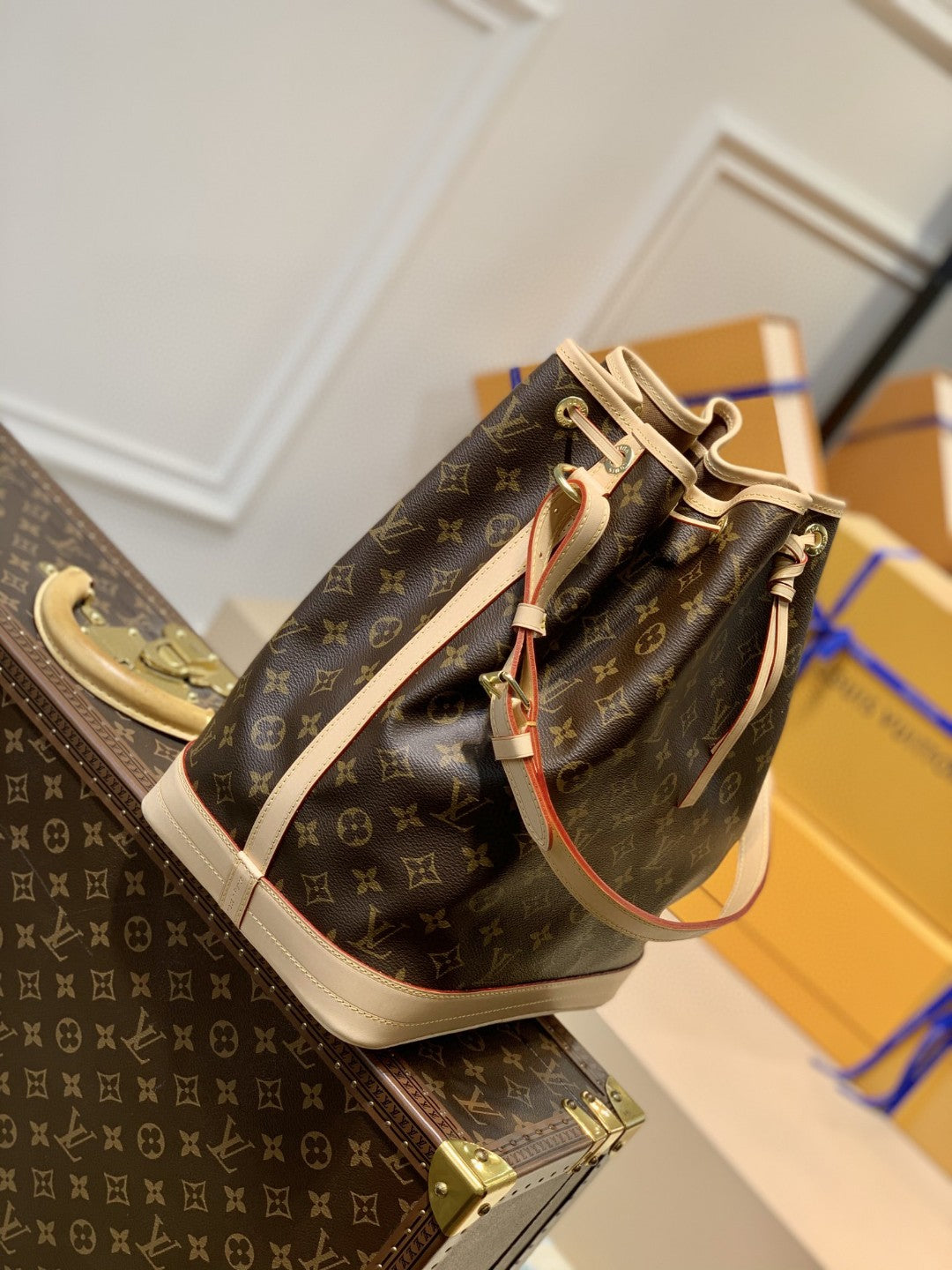 LV NoÃƒÂ© Bucket Bag Monogram Canvas For Women,  Shoulder Bags 13.4in/36cm LV M42224