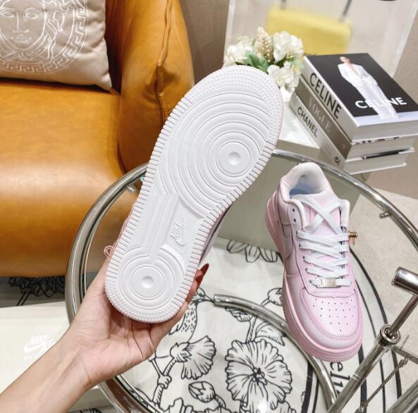 SAMC - NKE Shoes - 1246