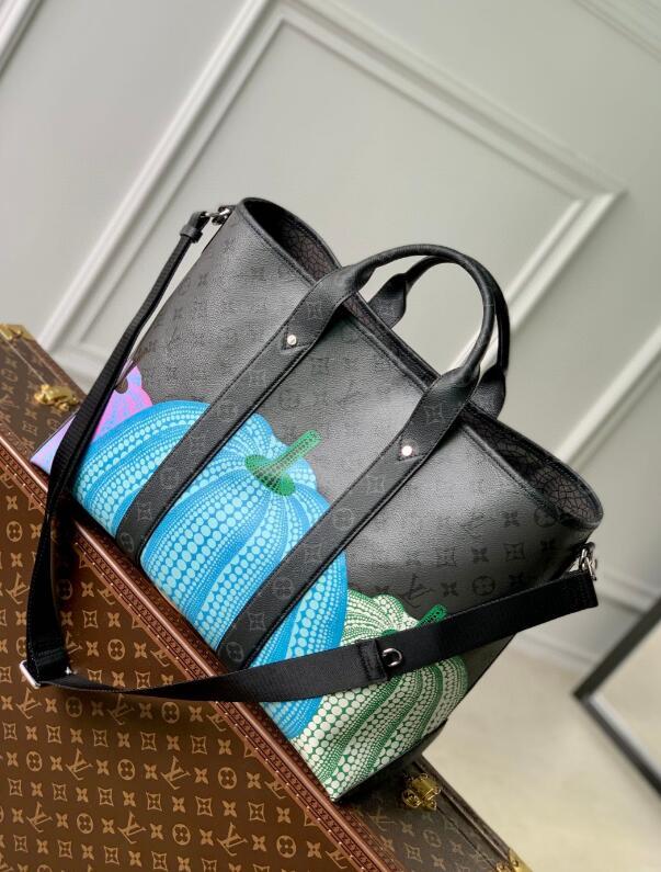 SAMC - LOV Bags - 1223