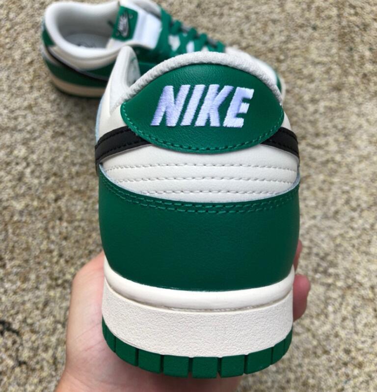 SAMC - NKE Shoes - 744