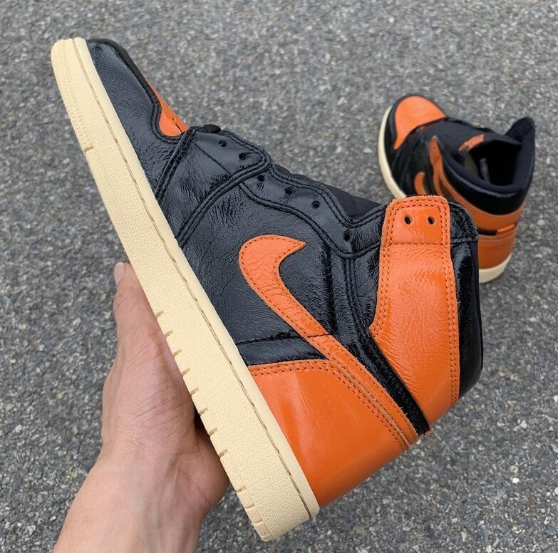 SAMC - NKE Shoes - 1404