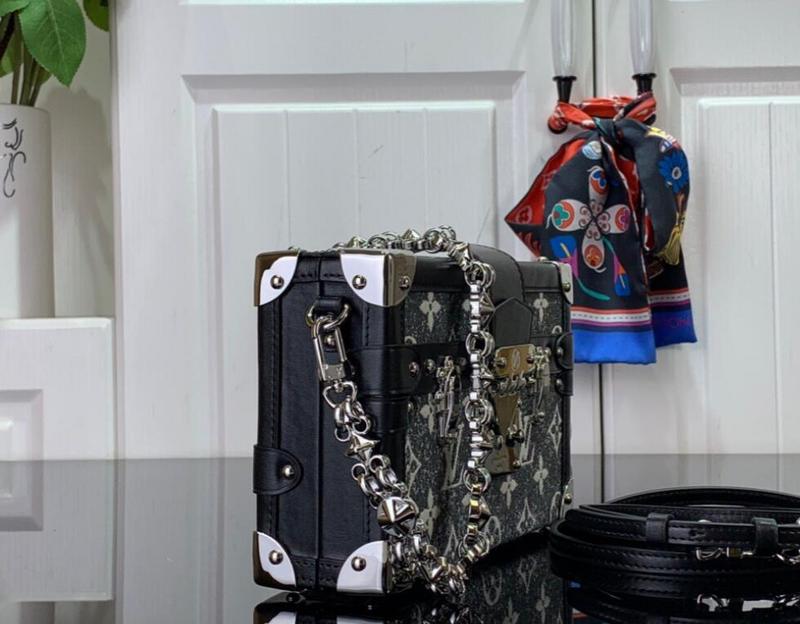 SAMC - LOV Bags - 1056