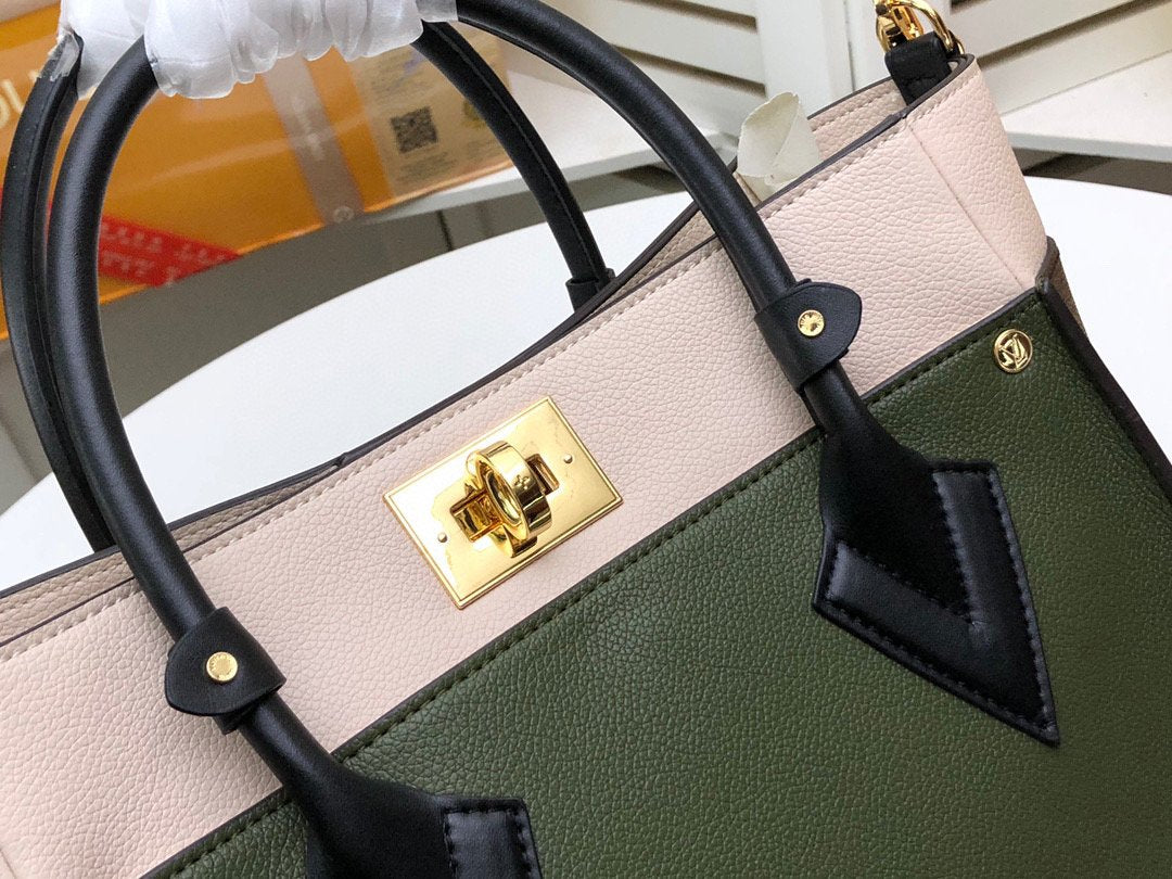 EN - New Arrival Bags LUV 043