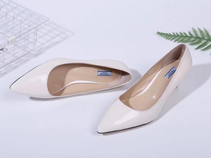 GlamyWomen Shoes - 725