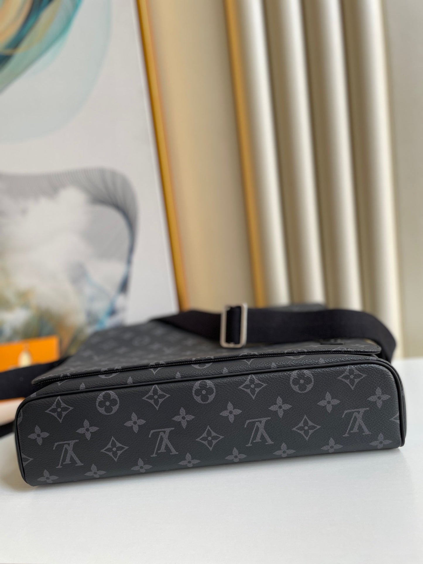 LV GLAMIstrict MM Monogram Eclipse Canvas For Men, Bags, Shoulder And Crossbody Bags 12.2in/31cm LV M44001