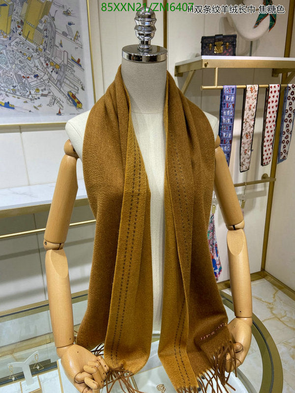 SAMC - HMS Scarves - 812