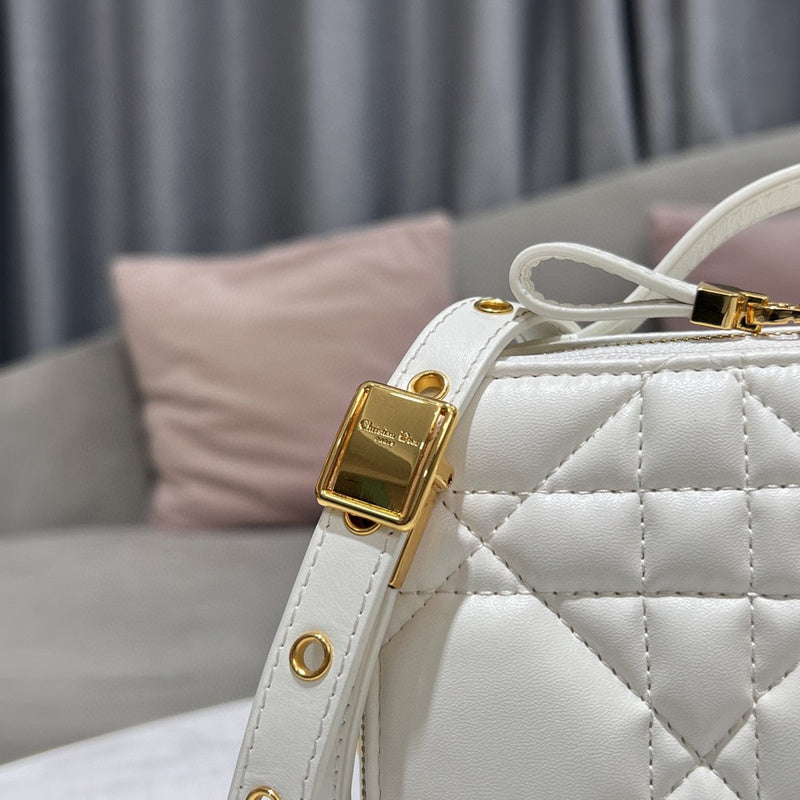 Glami Fashion - DIR Bags - 2023