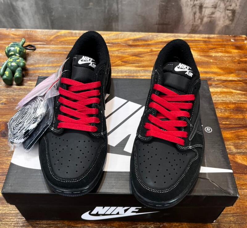 SAMC - NKE Shoes - 870