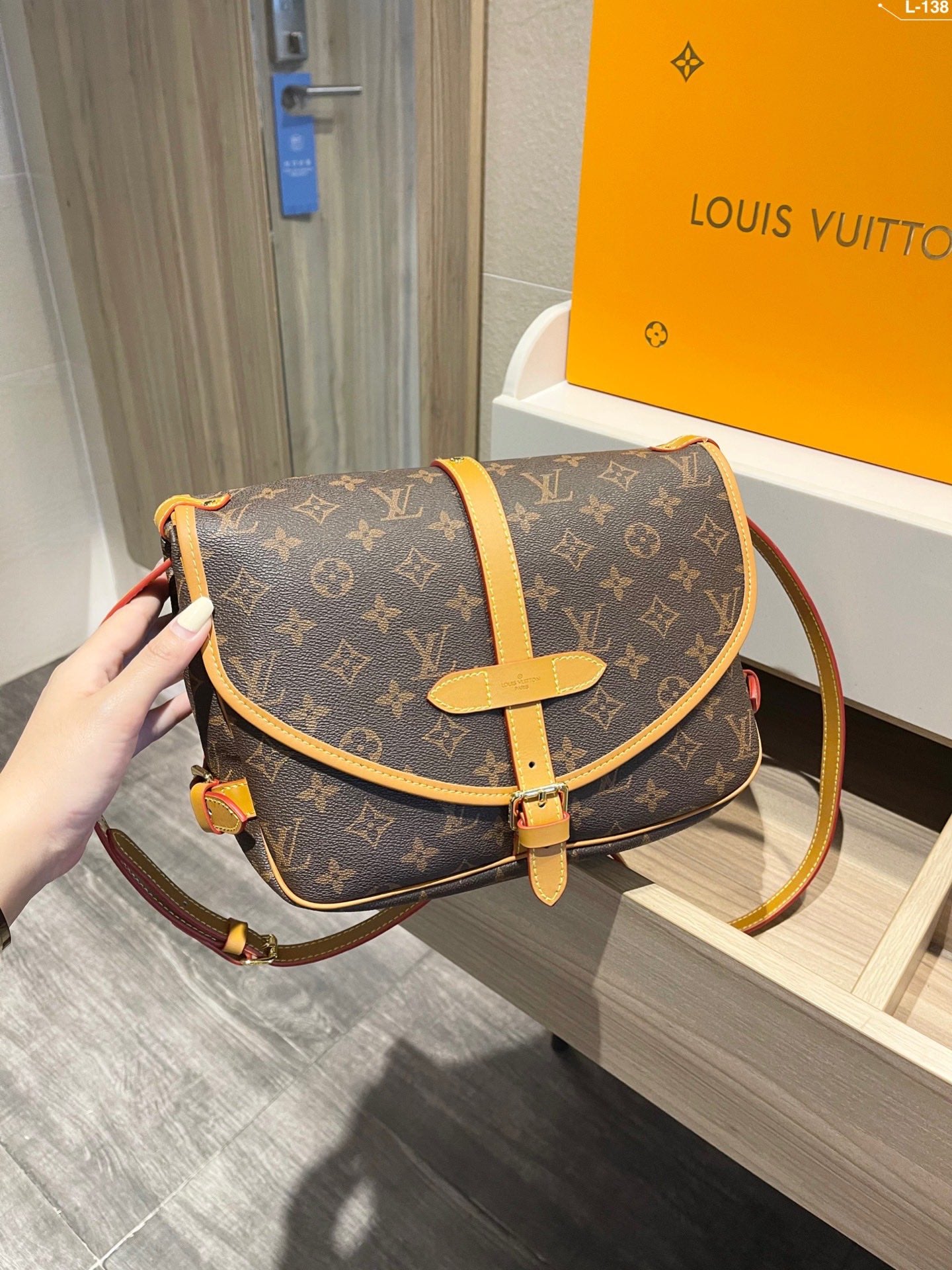 EN - New Arrival Bags LUV 514