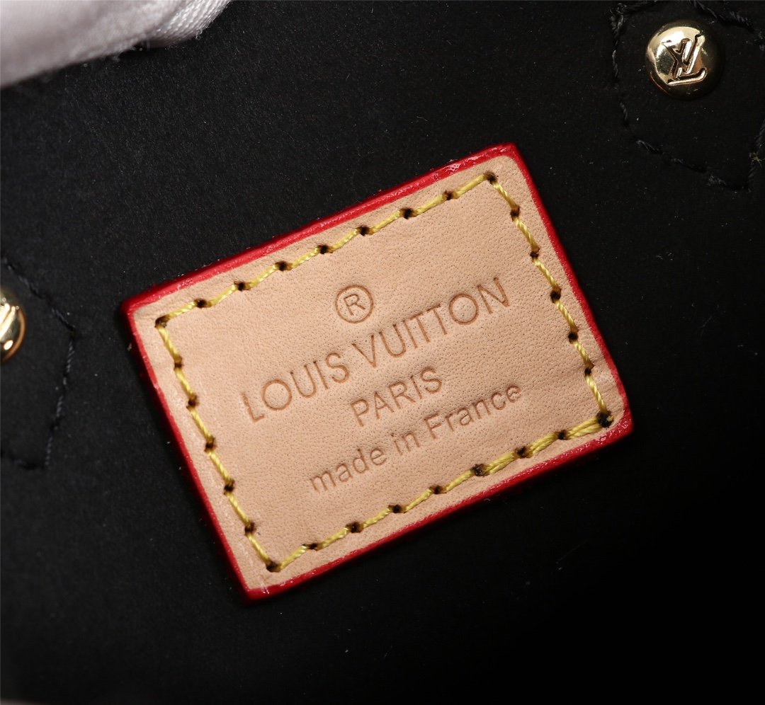 EN - New Arrival Bags LUV 010