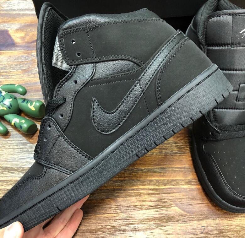 SAMC - NKE Shoes - 1873