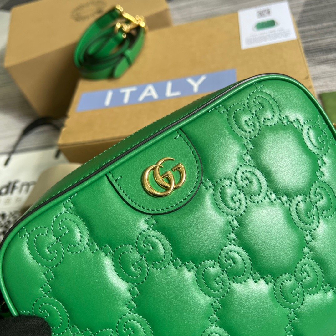 Glami Matelasse Shoulder Bag Green For Women, Women’s Bags 8.5in/22cm Glami 702234 UM8HG 3389