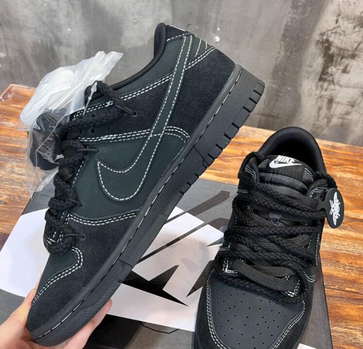 SAMC - NKE Shoes - 812