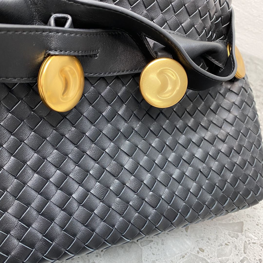 GLAMI Intrecciato Shoulder Bag Black, For Women, WomenÃ¢â‚¬â„¢s Bags 10.2in/26cm