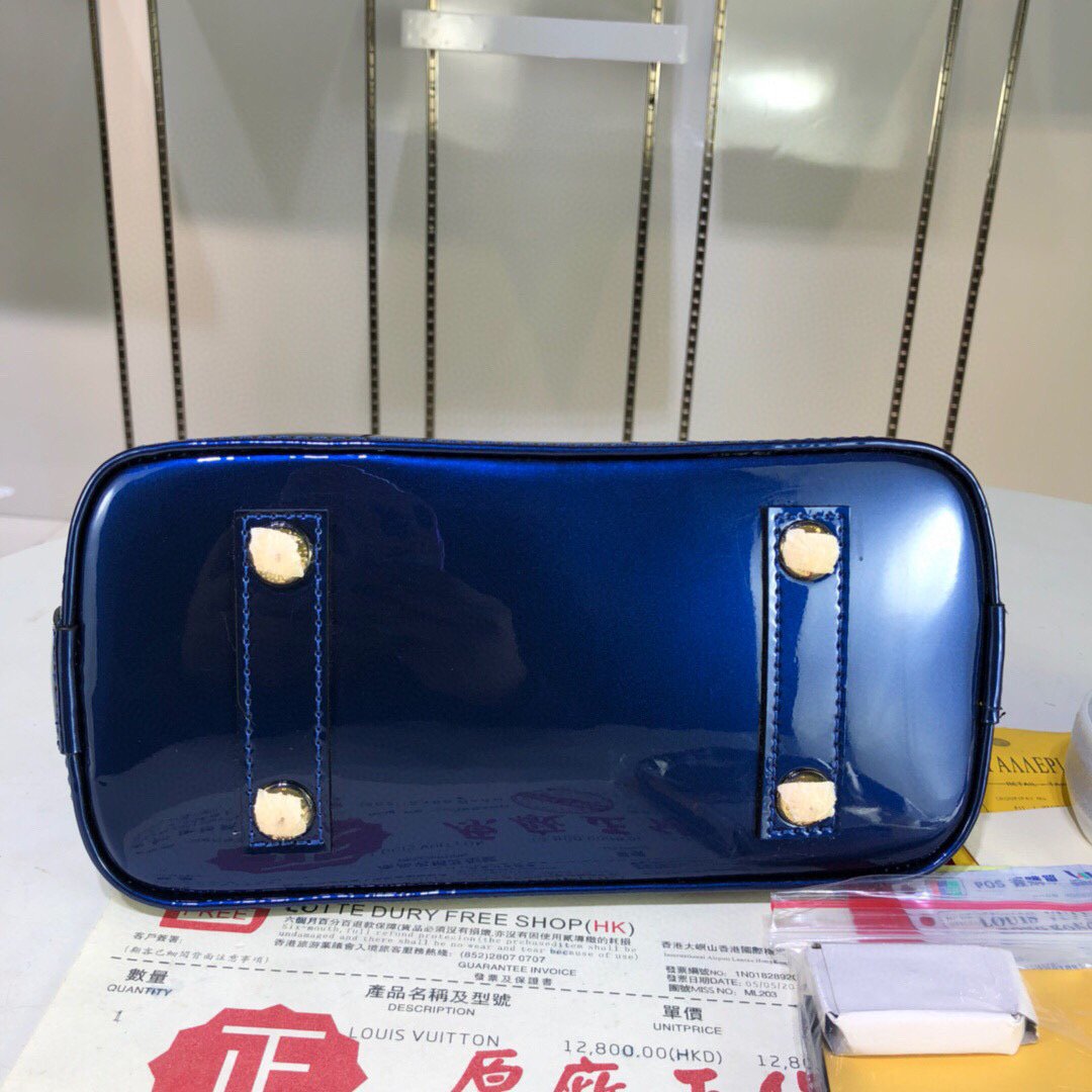 EN - New Arrival Bags LUV 058
