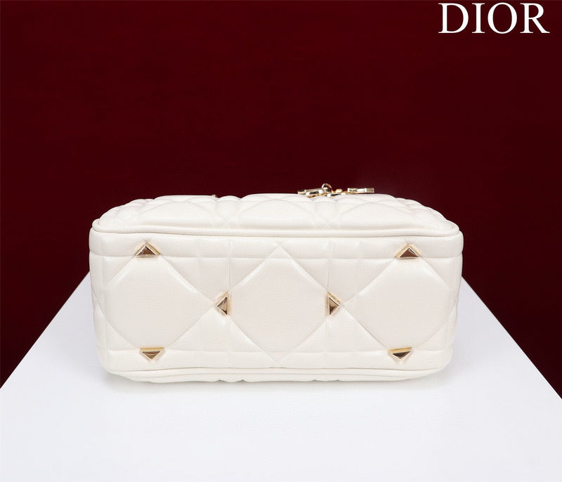 ELE - Dir Bags - 1434