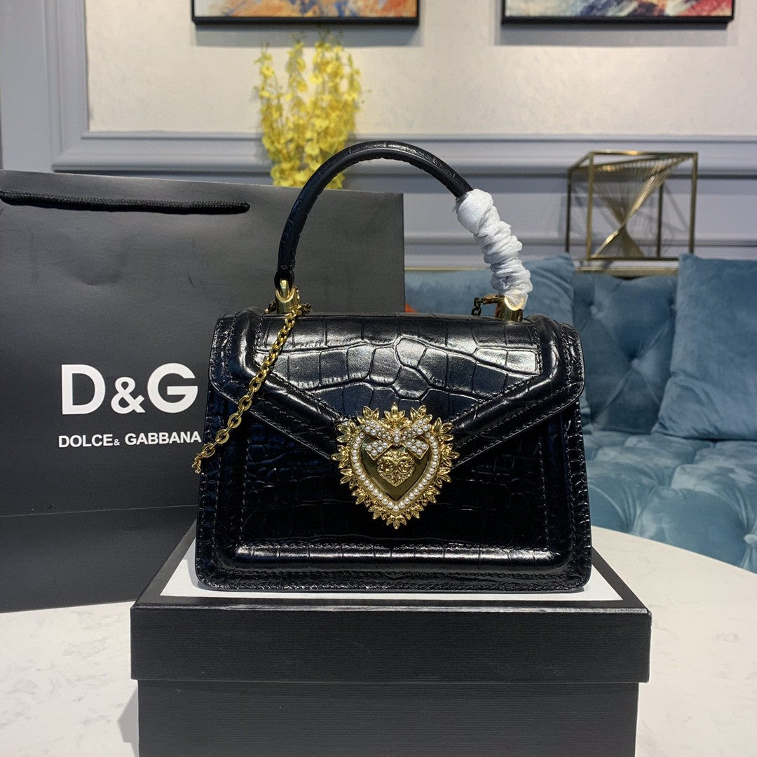 GLAMI Small Devotion Bag Black For Women 7.5in/19cm GLAMIÃ‚Â 