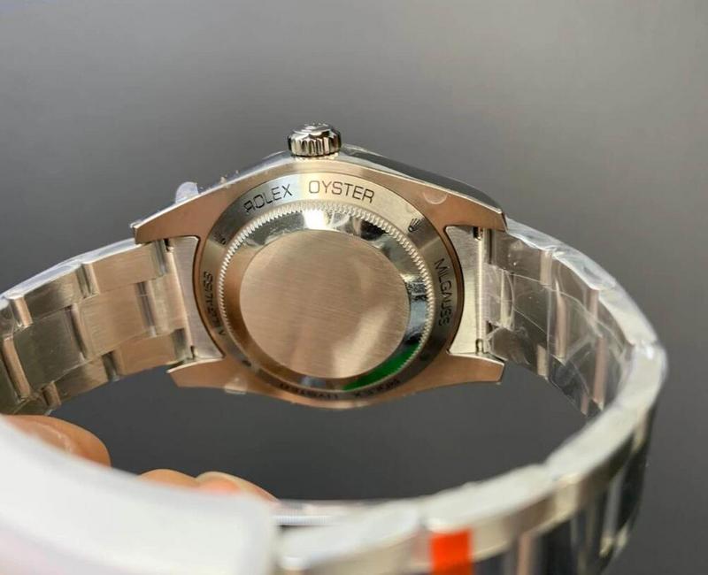 SAMC - Mix Watches - 032