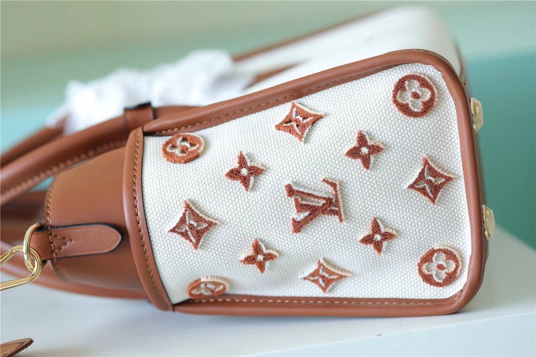 LV On My Side PM Bag Monogram GlamIower For Women 25cm/9.8 Inches Caramel Brown LV M59905