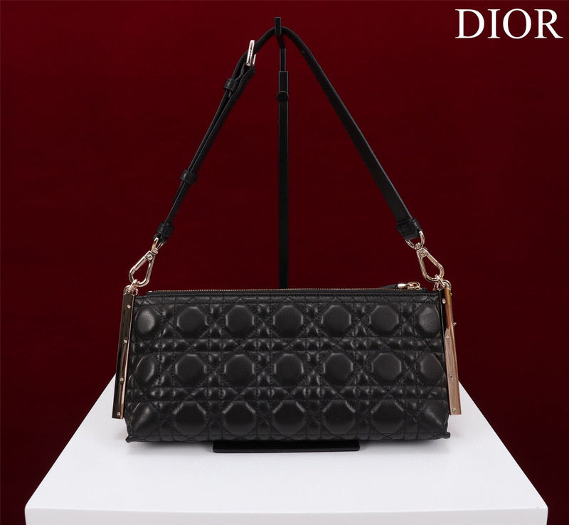 ELE - Dir Bags - 1255