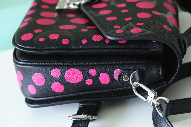 ELE - LUV Bags - 439