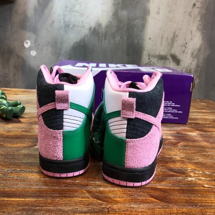 SAMC - NKE Shoes - 1800